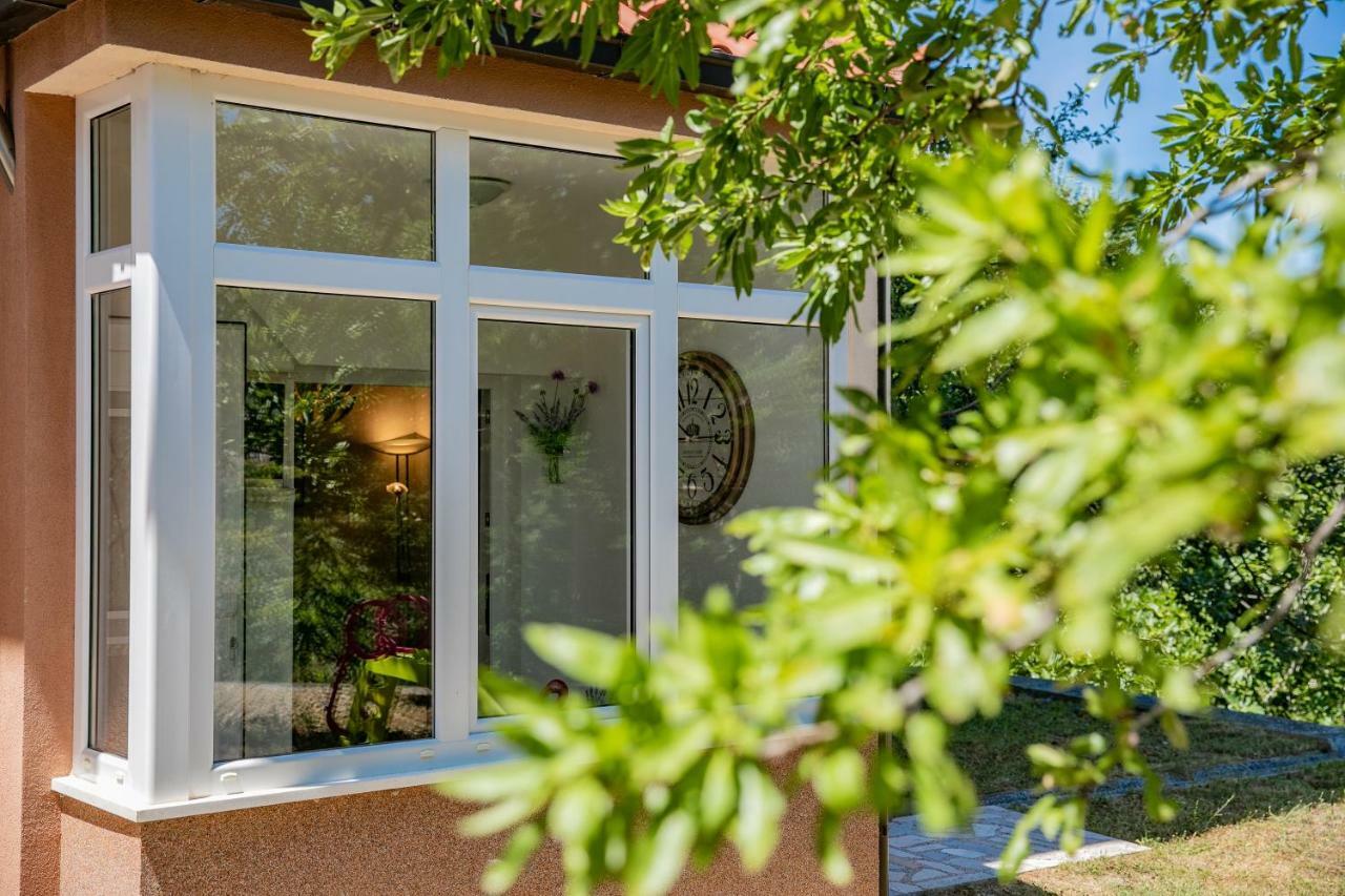 Ena Apartment สปลิท ภายนอก รูปภาพ